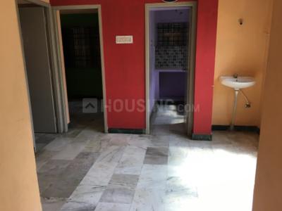 Gallery Cover Image of 650 Sq.ft 2 BHK Independent Floor for rent in Cholamandhal Srivari Flats, Mudichur for 10000