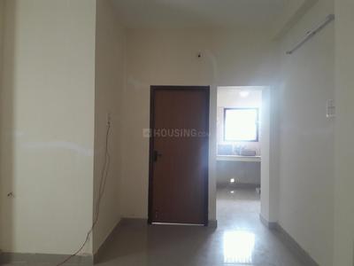 Gallery Cover Image of 600 Sq.ft 1 BHK Apartment for buy in Kolapakkam - Porur for 3264000