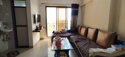 Gallery Cover Image of 450 Sq.ft 1 BHK Apartment for buy in Viva Dahisar Bhushan, Dahisar West for 9000000