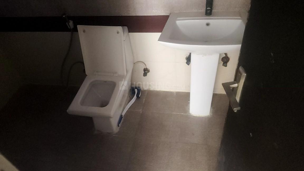 Ajnara Daffodil - Image 13