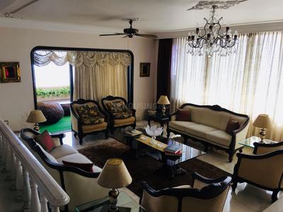 Gallery Cover Image of 3000 Sq.ft 3 BHK Apartment for buy in Worli for 220000000