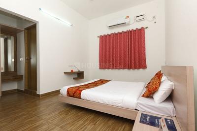 Gallery Cover Image of 850 Sq.ft 2 BHK Independent House for buy in Thirumazhisai for 3700000