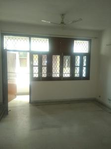 Gallery Cover Image of 1800 Sq.ft 3 BHK Apartment for buy in Sector 56 for 13000000