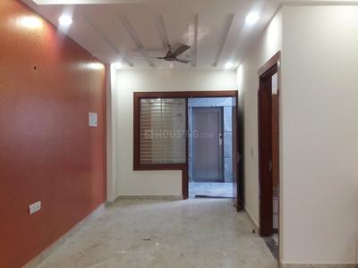 Gallery Cover Image of 1200 Sq.ft 3 BHK Apartment for rent in Shakti Khand for 15000