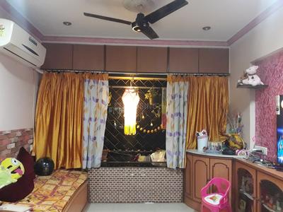 Gallery Cover Image of 535 Sq.ft 1 BHK Apartment for buy in Thane East for 8500000