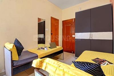 Bedroom Image of Oyo Life Ol_blr2284 in Sanjaynagar