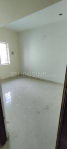 Gallery Cover Image of 912 Sq.ft 2 BHK Apartment for buy in Pallikaranai for 4100000