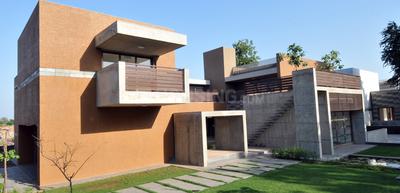 Gallery Cover Image of 5400 Sq.ft 4 BHK Villa for buy in Shantipura for 35000000