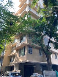 Gallery Cover Image of 1700 Sq.ft 4 BHK Apartment for buy in Vile Parle East for 74250000