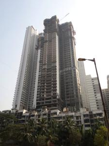 Gallery Cover Image of 1200 Sq.ft 2 BHK Apartment for buy in Malad East for 21000000