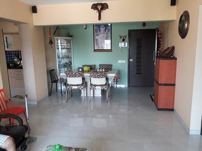 Gallery Cover Image of 1200 Sq.ft 3 BHK Apartment for buy in Mulund East for 25000000