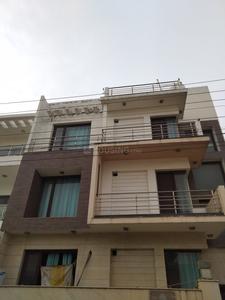 Gallery Cover Image of 6000 Sq.ft 10 BHK Independent House for buy in Sector 52 for 26000000