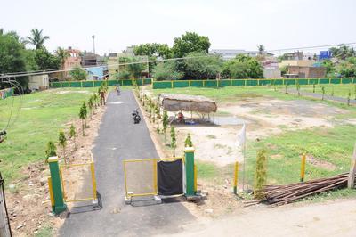 Gallery Cover Image of Sq.ft Residential Plot for buy in Voyalanallur for 1800000