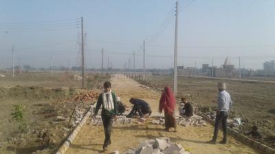 Gallery Cover Image of Sq.ft Residential Plot for buy in Krishna Nagar for 200000