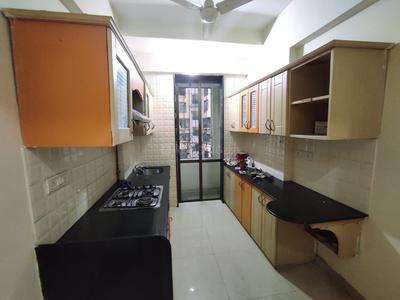 Gallery Cover Image of 600 Sq.ft 1 BHK Apartment for buy in Supreme Lake Florence, Powai for 13300000