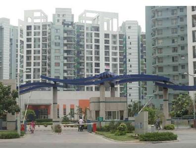 Gallery Cover Image of 2069 Sq.ft 3 BHK Apartment for buy in Sector 50 for 18500000