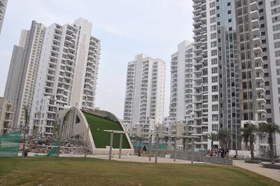 4 BHK फ़्लैट