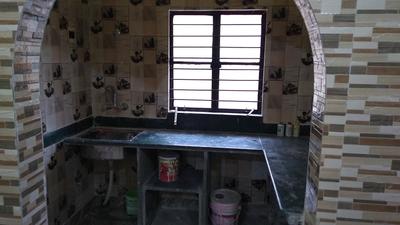 Gallery Cover Image of 790 Sq.ft 2 BHK Apartment for buy in Paschim Putiary for 1900000
