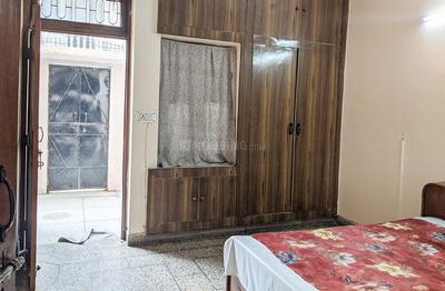 Gallery Cover Image of 800 Sq.ft 2 BHK Independent House for rent in Laxmi Nagar for 14000