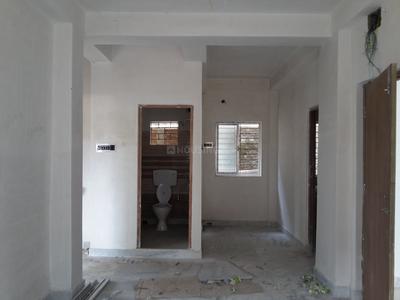 Gallery Cover Image of 830 Sq.ft 2 BHK Apartment for buy in Ward No 113 for 2100000