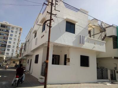 Gallery Cover Image of 1350 Sq.ft 3 BHK Independent Floor for buy in Karelibaug for 7500000