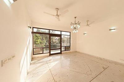 Gallery Cover Image of 3000 Sq.ft 4 BHK Independent Floor for buy in DLF Phase 2 for 22000000