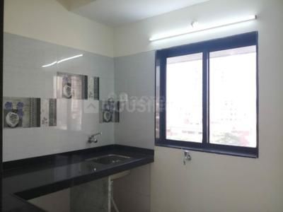 Gallery Cover Image of 1050 Sq.ft 2 BHK Apartment for buy in Malad West for 19800000