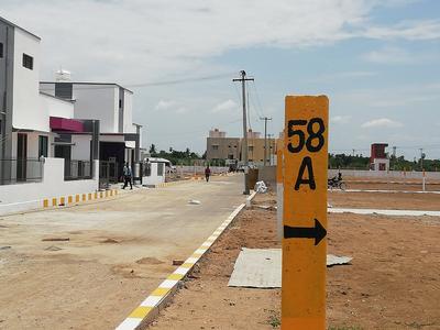 Gallery Cover Image of Sq.ft Residential Plot for buy in Poonamallee for 2904000