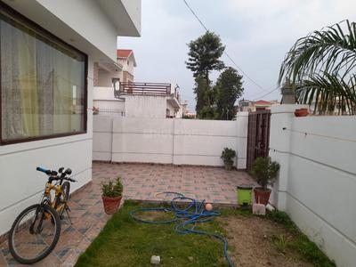 Gallery Cover Image of 2800 Sq.ft 2 BHK Villa for buy in Majra for 17500000