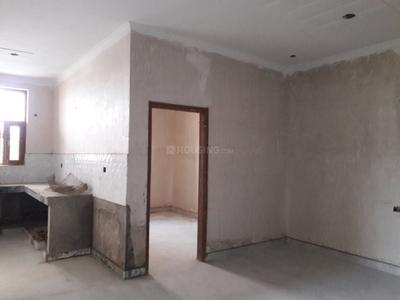 Gallery Cover Image of 900 Sq.ft 2 BHK Apartment for buy in Dayal Bagh Colony for 2900000