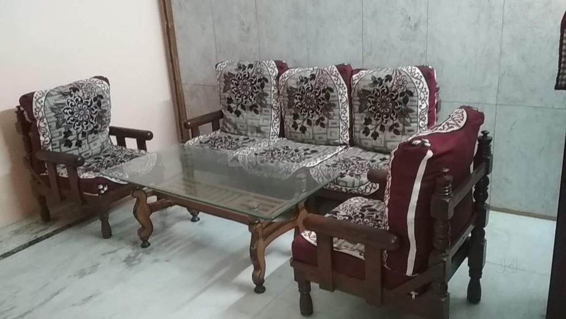 Seventh Heaven Pg Sector 22 Gurgaon 4039694