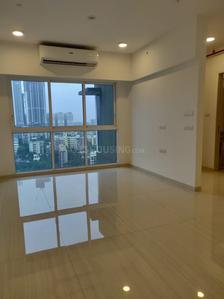 Gallery Cover Image of 900 Sq.ft 2 BHK Apartment for buy in Malad East for 17100000