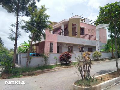 Gallery Cover Image of 1000 Sq.ft 2 BHK Independent House for buy in Hosur for 2850000