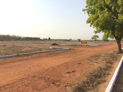Gallery Cover Image of Sq.ft Residential Plot for buy in Redhills for 451500