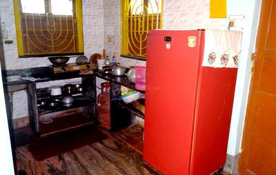 Kitchen Image of Ladies PG Mess in Garia