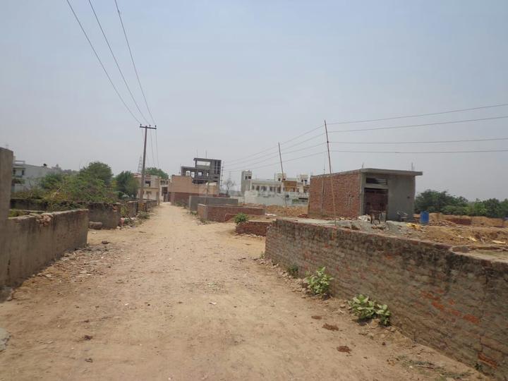Residential 100 Sqft Plot for sale at Sangam Vihar, New Delhi Property ID 3002627