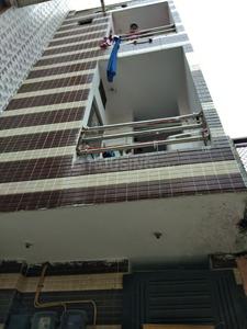 Gallery Cover Image of 380 Sq.ft 3 BHK Independent House for buy in Dwarka Mor for 2800000