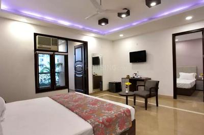 Gallery Cover Image of 2700 Sq.ft 4 BHK Independent Floor for buy in Jasola Vihar for 43500000