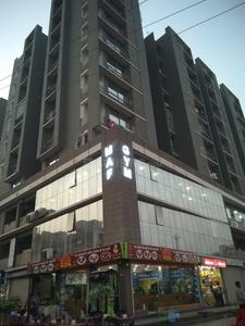 Gallery Cover Image of 130 Sq.ft 3 BHK Apartment for buy in Chandkheda for 5000000