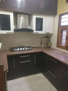 Gallery Cover Image of 1500 Sq.ft 3 BHK Apartment for rent in H Block RWA Ashok Vihar, Ashok Vihar for 30000