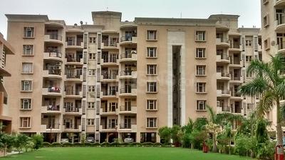 Gallery Cover Image of 1850 Sq.ft 3 BHK Apartment for buy in Omega IV Greater Noida for 6400000