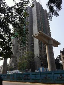 Gallery Cover Image of 800 Sq.ft 2 BHK Apartment for buy in Borivali West for 19500000