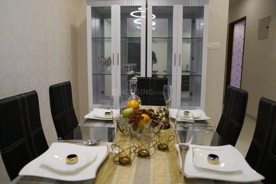 Gallery Cover Image of 1815 Sq.ft 3 BHK Apartment for buy in Malad West for 28500000