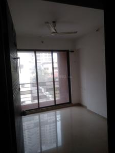 Gallery Cover Image of 750 Sq.ft 2 BHK Apartment for buy in Borivali West for 12500000
