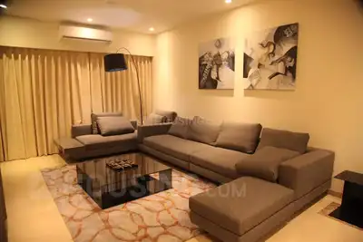 Gallery Cover Image of 852 Sq.ft 2 BHK Apartment for buy in Malad West for 15100000