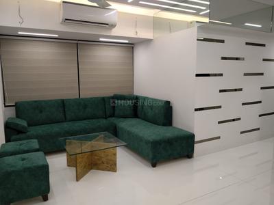 Gallery Cover Image of 1150 Sq.ft 2 BHK Apartment for rent in Malad West for 48000