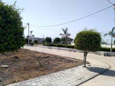 Gallery Cover Image of Sq.ft Residential Plot for buy in Pipliyapala Park IDA Site for 2400000
