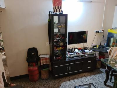 Gallery Cover Image of 550 Sq.ft 1 BHK Apartment for rent in Kshema Cooperative Housing Society, Dahisar East for 18000