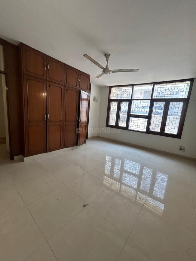 Property Bhk Flat For Sale In Safdarjung Enclave Bhk Flat In