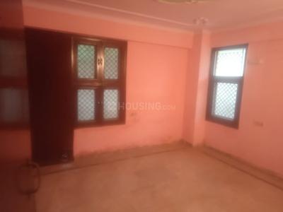 Gallery Cover Image of 900 Sq.ft 3 BHK Apartment for buy in Bankey Bankey Bihari Kunj, Rajendra Nagar for 2400000
